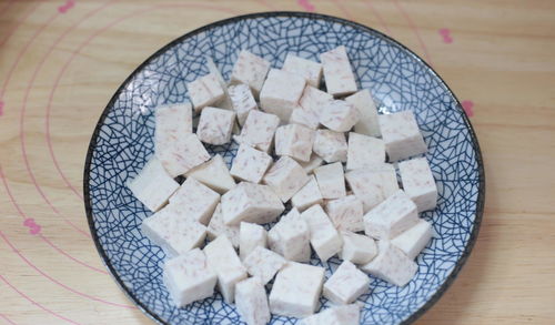 天冷最饞此道菜，蒸一蒸就好，美味營養(yǎng)高，滋補(bǔ)強(qiáng)身，全身熱乎乎——腌制鹽蒸美味