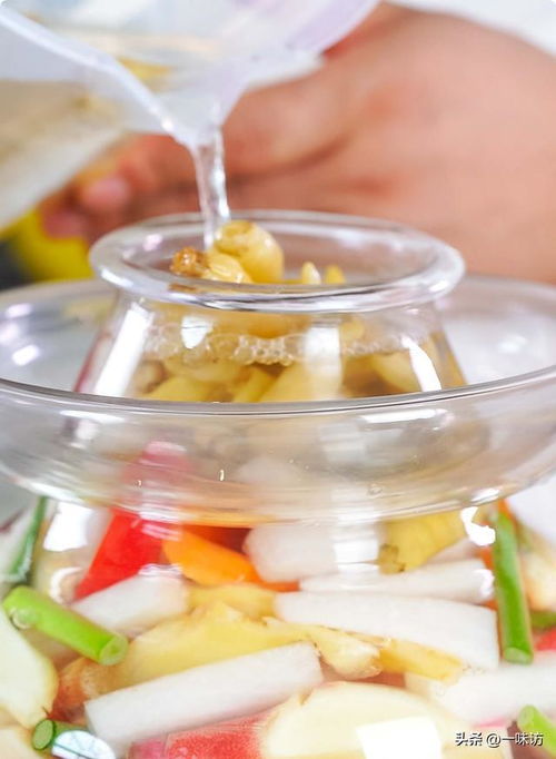 腌制四川泡菜秘訣 掌握這幾點，酸脆不生花，放一年都不會壞